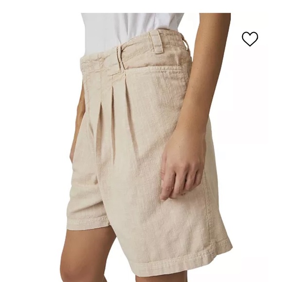 Free People sand colored linen shorts. - Picture 5 of 7